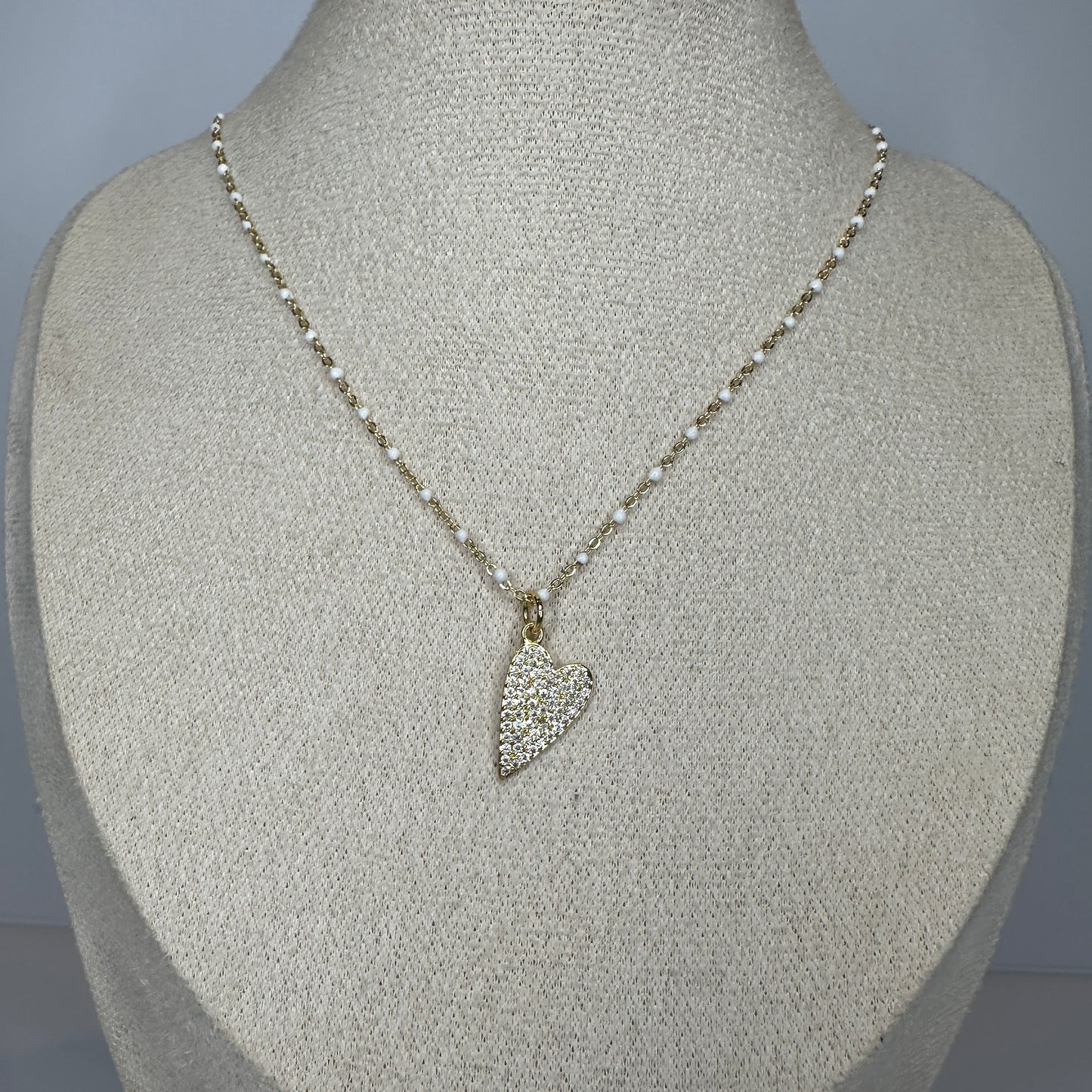 White Saint-Tropez love